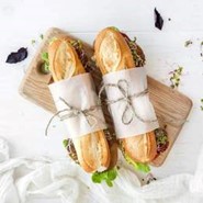 Bocadillo De Bacon Con Ovo